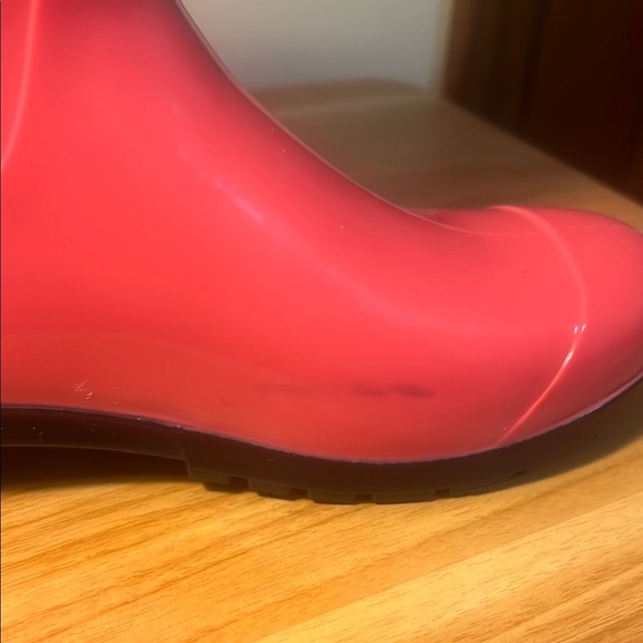 Uggs Vibrant Pink Rain boots - Picture 4 of 5